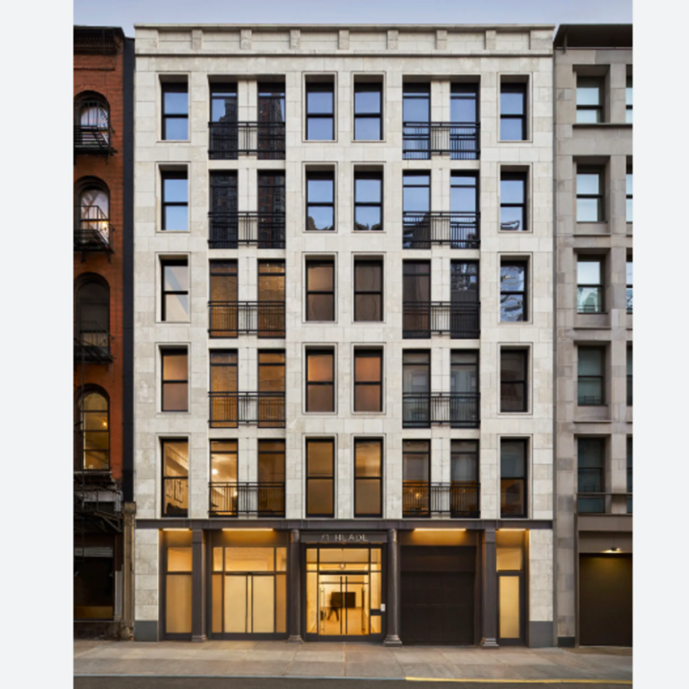 71 Reade St